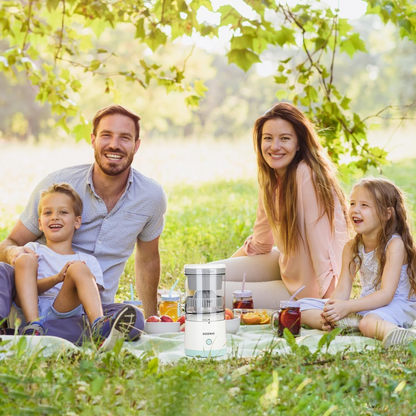 Novotech - Exprimidor Portátil y Carga Inalámbrica